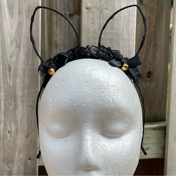 SET Lace Mask with Lace Ears - Picture 2 of 4